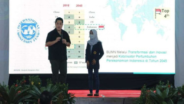 Menteri BUMN, Erick Thohir mengisi seminar di Universitas Merdeka Madiun
