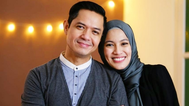 Dude Harlino dan Alyssa Soebandono
