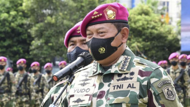 VIVA Militer: KSAL Laksamana TNI Yudo Margono di Mako Korps Marinir