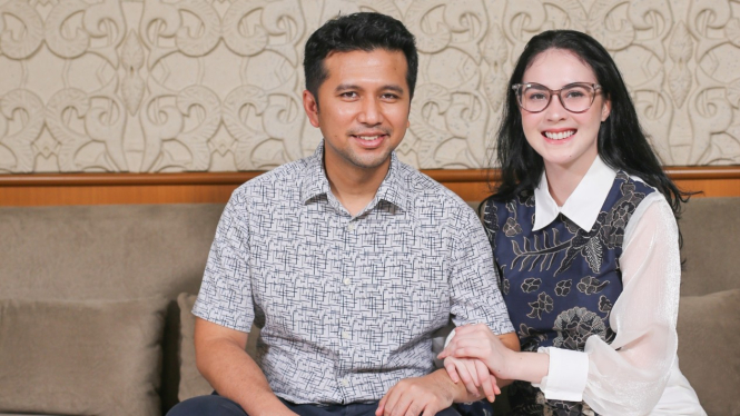 Emil Dardak dan Arumi Bachsin