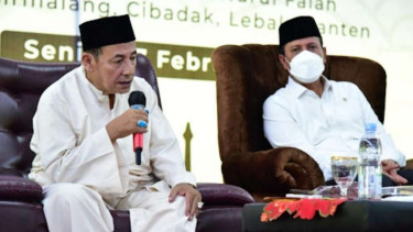 Habib Luthfi bin Ali bin Yahya dan Kepala BNPT Komjen Boy Rafli Amar.