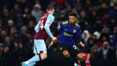 Duel Burnley vs Manchester United.