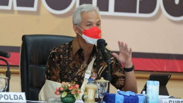 Gubernur Jawa Tengah, Ganjar Pranowo saat konpres Desa Wadas di Purworejo.