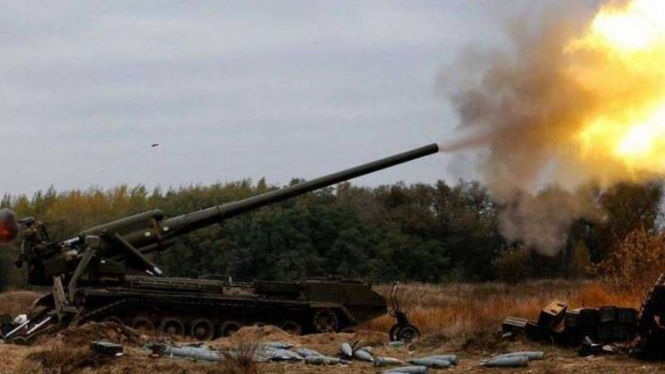 VIVA Militer: Meriam atom 2S7 Pion militer Rusia