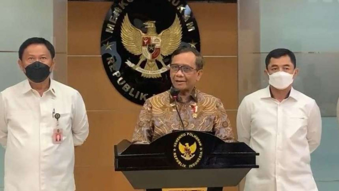 Menko Polhukam Mahfud MD memberikan keterangan terkait kondisi Desa Wadas.