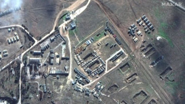 Citra satelit tunjukkan Rusia kerahkan lagi pasukan di dekat Ukraina.