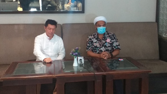 Ali Mochtar Ngabalin dan Julizar Idris