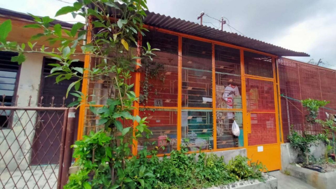 Pria Lansia tewas gantung diri di rumahnya