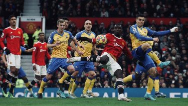 Duel Manchester Unitd Vs Southampton
