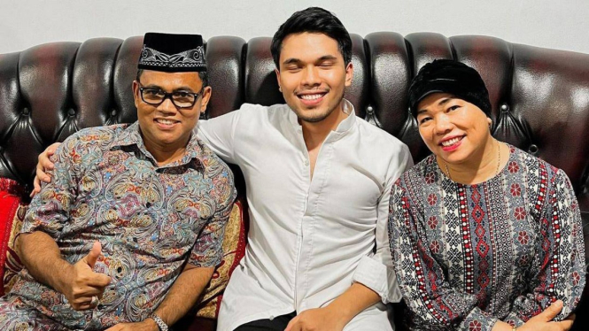 Thariq Halilintar dan Orangtua Fuji