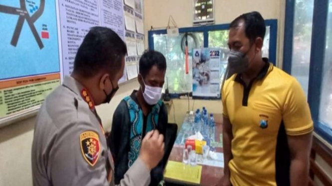 Pelaku penusukan Ketua MUI di Banyuwangi ditangkap