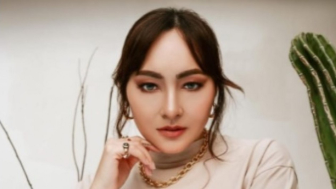 Dewi Rezer