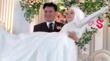 Pernikahan mantan suami Mawar AFI.