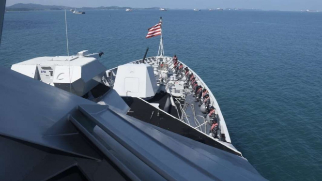 VIVA Militer: KRI RE Martadinata-331 bertolak ke India
