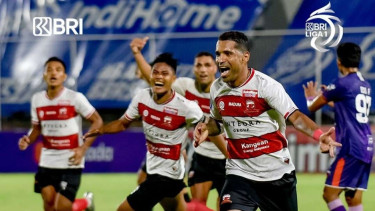 Persita vs Madura United