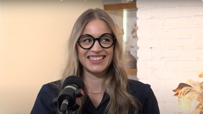Viola Mananta