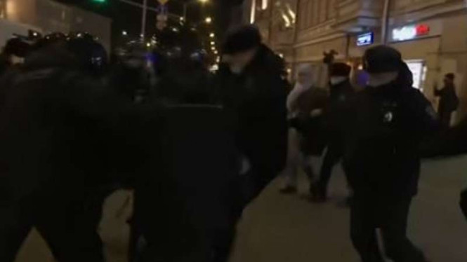 Protes antiperang terjadi di Moskow Rusia usai Ukraina diinvasi