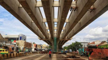 Jembatan layang Kopo ditargetkan rampung April 2022. 