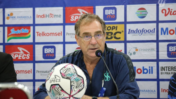Pelatih Persib Bandung, Robert Rene Alberts