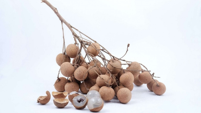 Manfaat buah kelengkeng