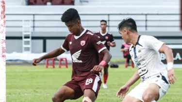 Pertandingan PSM vs PSIS. 