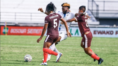 Pertandingan PSM vs PSIS. 