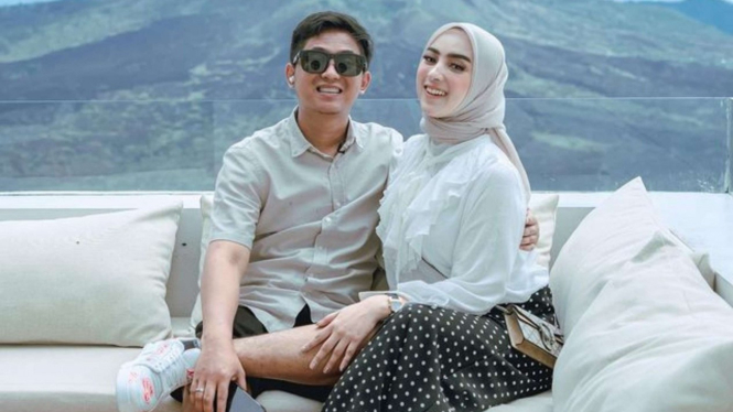 Doni Salmanan dan istri
