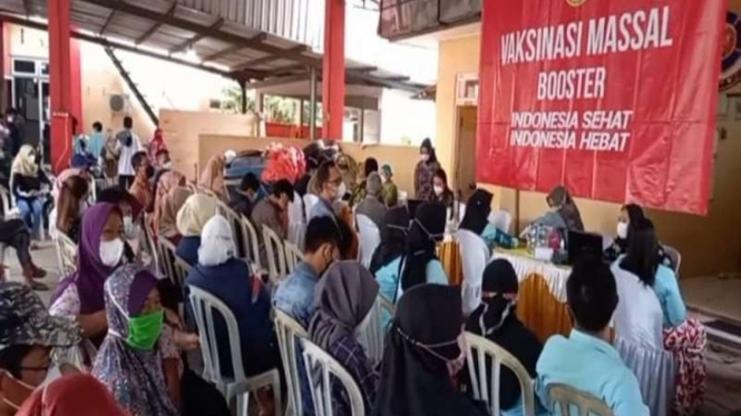 Vaksinasi Covid-19 di Jawa Tengah
