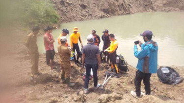 Perempuan berusia 7 tahun tenggelam di galian pasir.