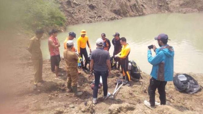 Perempuan berusia 7 tahun tenggelam di galian pasir.