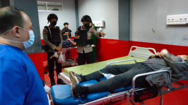 Preman yang tanganya putus karena duel dengan pedagang di Garut.