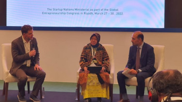 Mensos Risma saat menjadi pembicara di Kongres Kewirausahaan Global (28/3)
