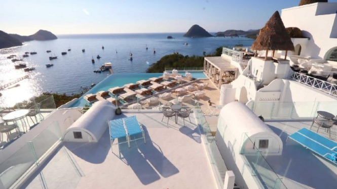 Loccal Collection Hotel Komodo
