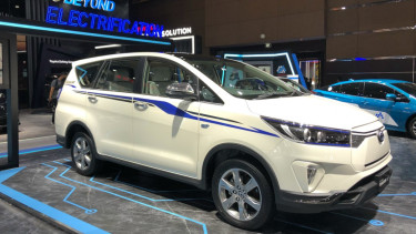 Toyota Innova EV.