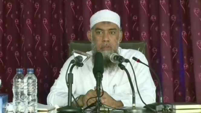 Ustadz Yazid bin Abdul Qadir Jawas 
