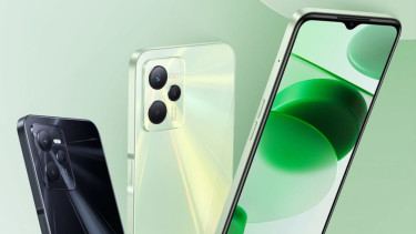 Realme C35.
