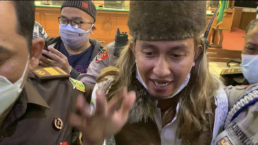 Habib Bahar bin Smith menjalani sidang perdana kasus penyebaran berita bohong