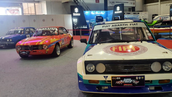 Mobil klasik di IIMS 2022