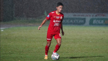 Bek kanan Persija Jakarta, Ilham Rio Fahmi. 
