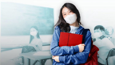 Ilustrasi siswi kursus Bahasa Inggris