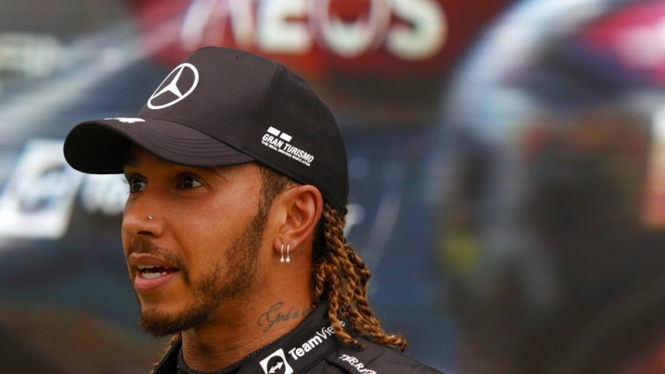 Pembalap Mercedes, Lewis Hamilton
