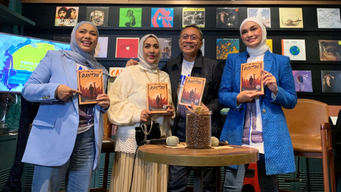 Kakak beradik, Fitri Zulya dan Zita Anjani lahirkan novel berjudul Rantau.