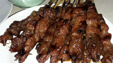 Sate sapi kempleng