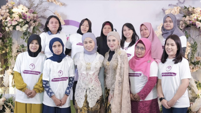 Shandy Purnamasari dan Para Kartini Pilihannya