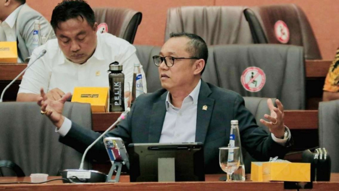 Anggota DPR Fraksi PDIP Deddy Yevri Hanteru Sitorus