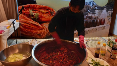 Cara membuat kimchi dengan benar.