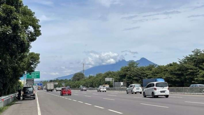 Suasana ruas jalan tol Jagorawi dari arah Jakarta menuju Ciawi. (ilustrasi)