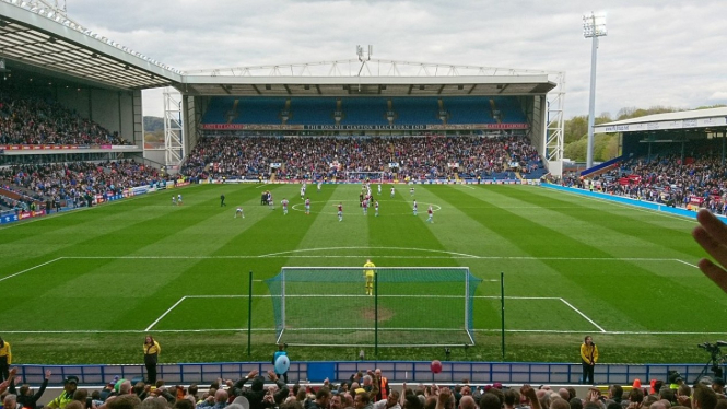 Stadion Ewood Park