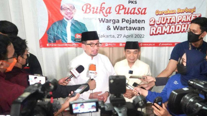 Ketua Majelis Syura PKS Salim Segaf (kiri) dan Ketua F-PKS di DPR Jazuli Juwaini