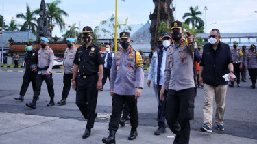 Kapolri Jenderal Listyo Sigit Prabowo meninjau Pelabuhan Gilimanuk